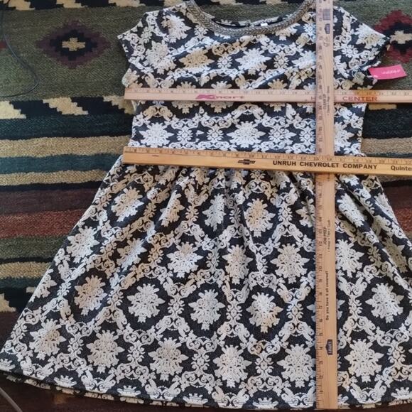 Xhilaration NWT Black & White Jacquard Fit + Flare Keyhole Back Dress XXL - Picture 7 of 16